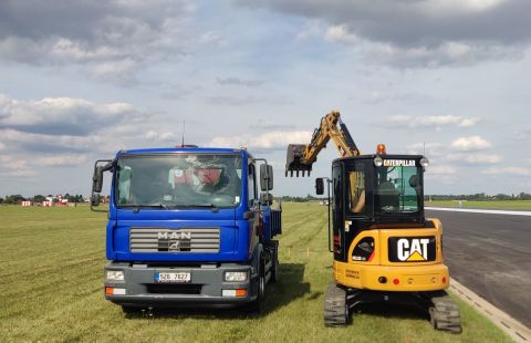 Práce na kabelovodech a terénní úpravy